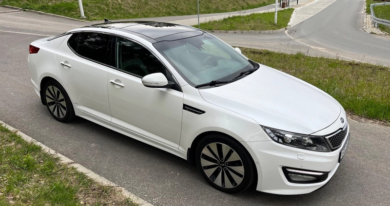 Kia Optima cena 38900 przebieg: 230000, rok produkcji 2012 z Brańsk małe 352